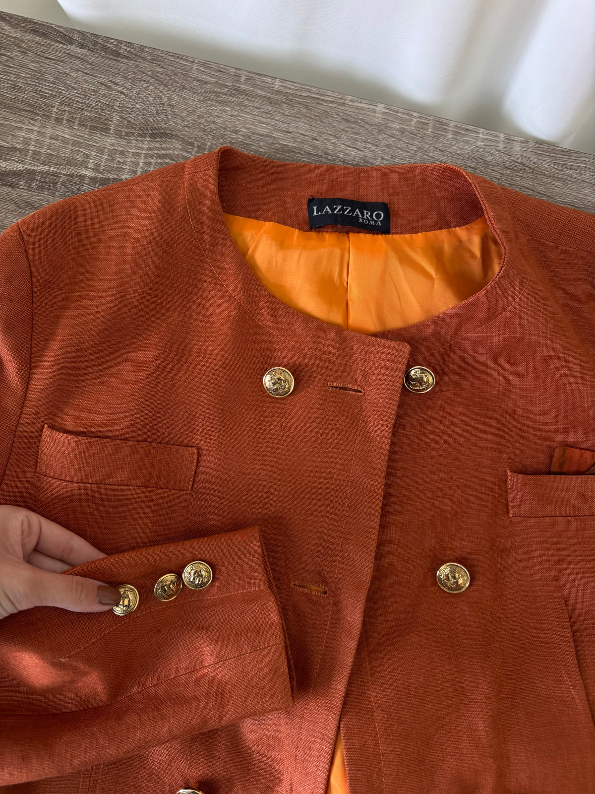 Sacou vintage tip jachetă din 100% in cu nasturi metalici tip bijuterie, lungime crop ( mărimea S/M)