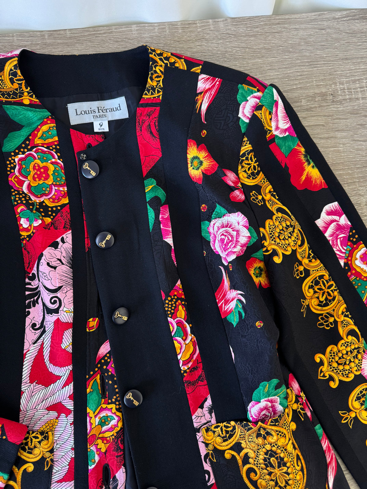 Sacou vintage LOUIS FERAUD din 100% mătase naturală, produs premium ( mărimea S-S/M)
