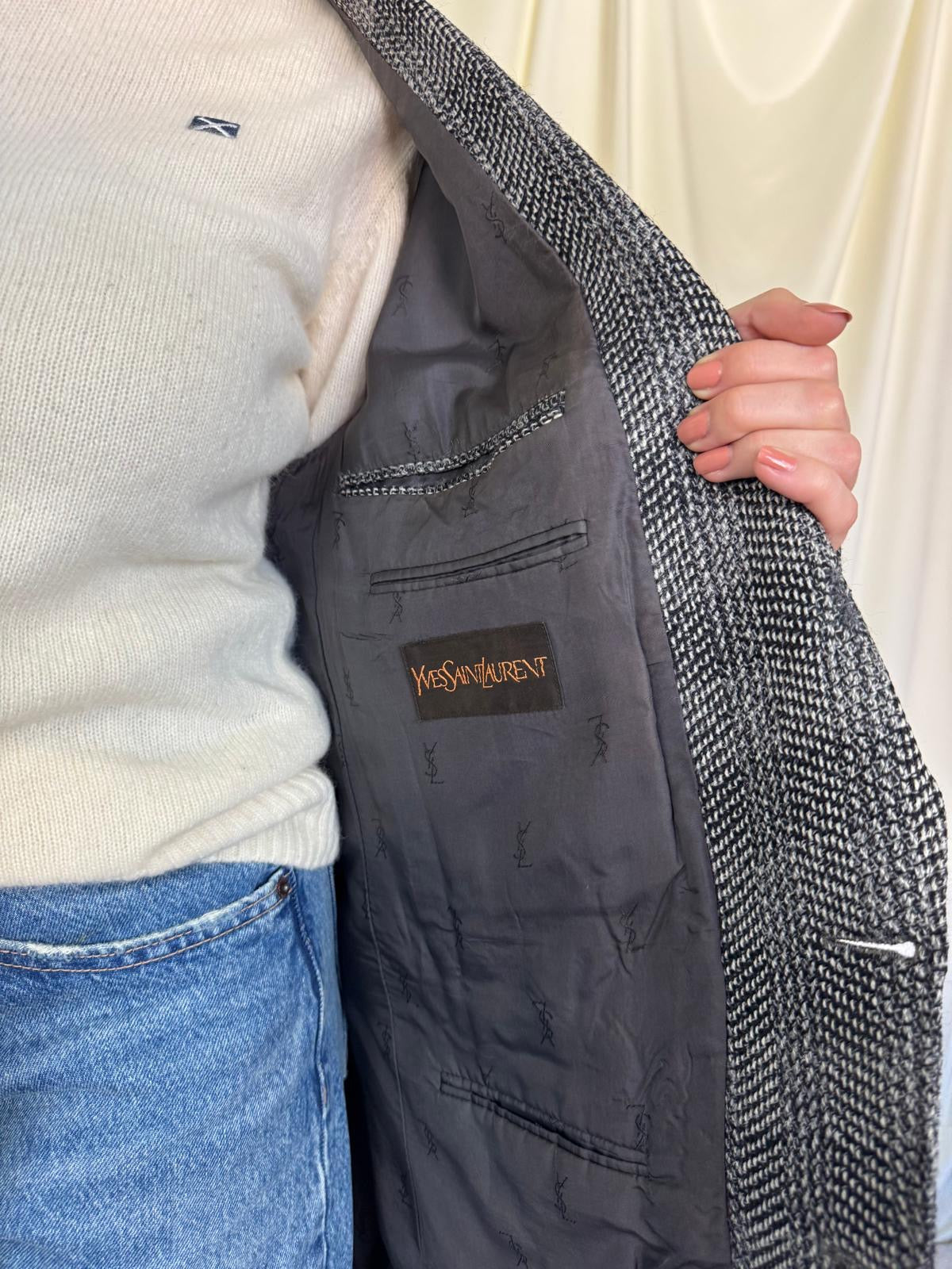 Sacou vintage YSL din stofă de lână groasă (mărimea L)