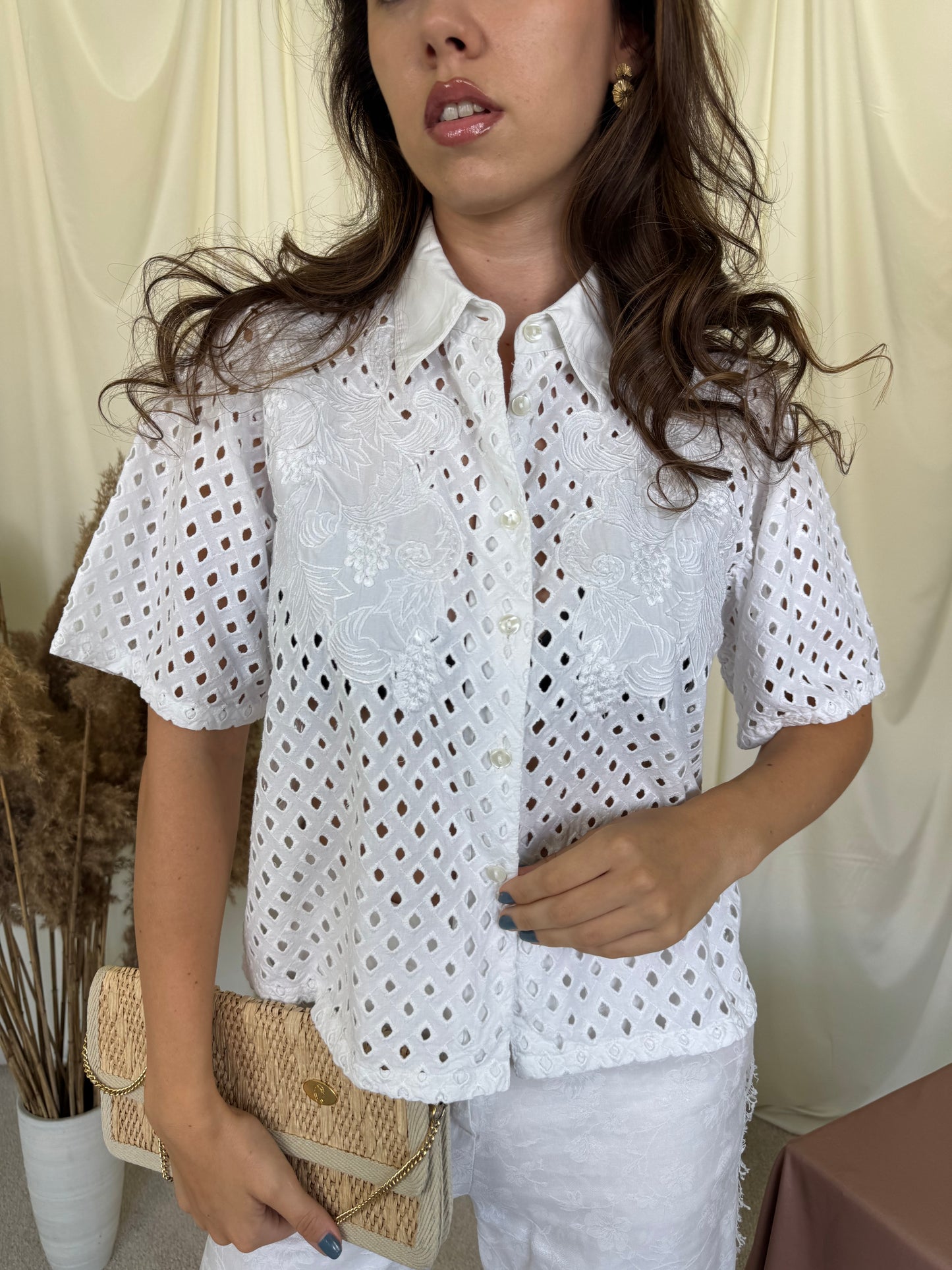 Cămașă vintage brodată din 100%  bumbac cu broderie ( mărimea S/M)