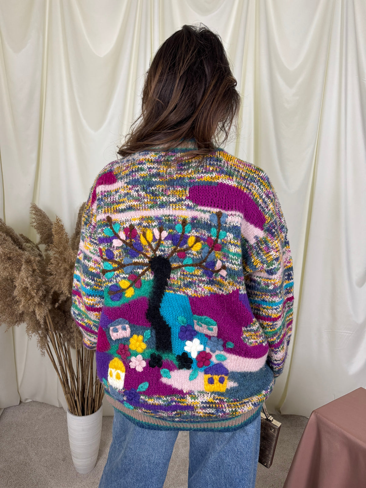 Jerse vintage supradimensionat cu print vesel, lucrat manual, 50% lână ( mărimea M-XL)