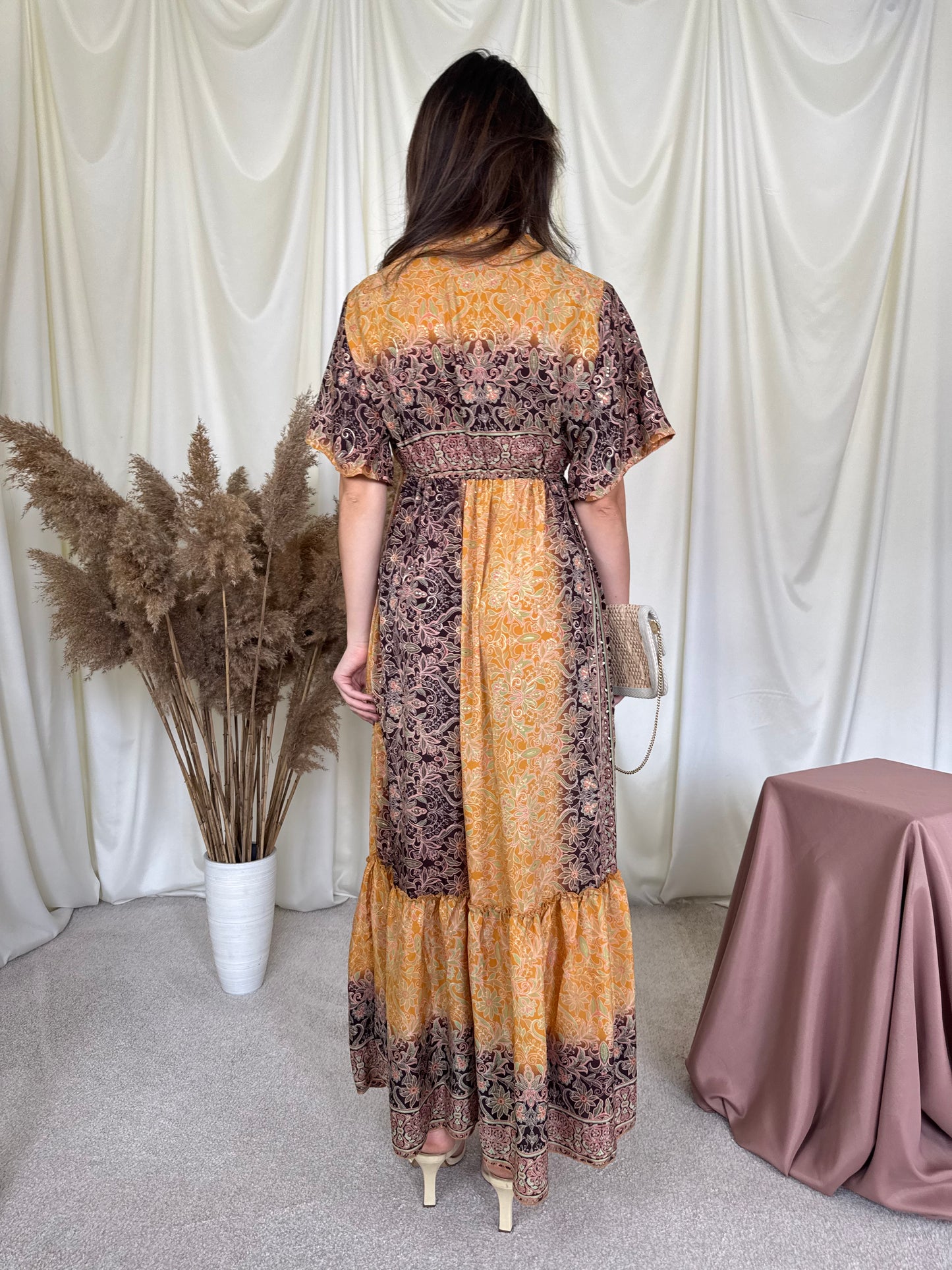 Rochie de vară cu print din mătase naturală în tonuri calde, talie marcata elastică ( mărimea S-M)