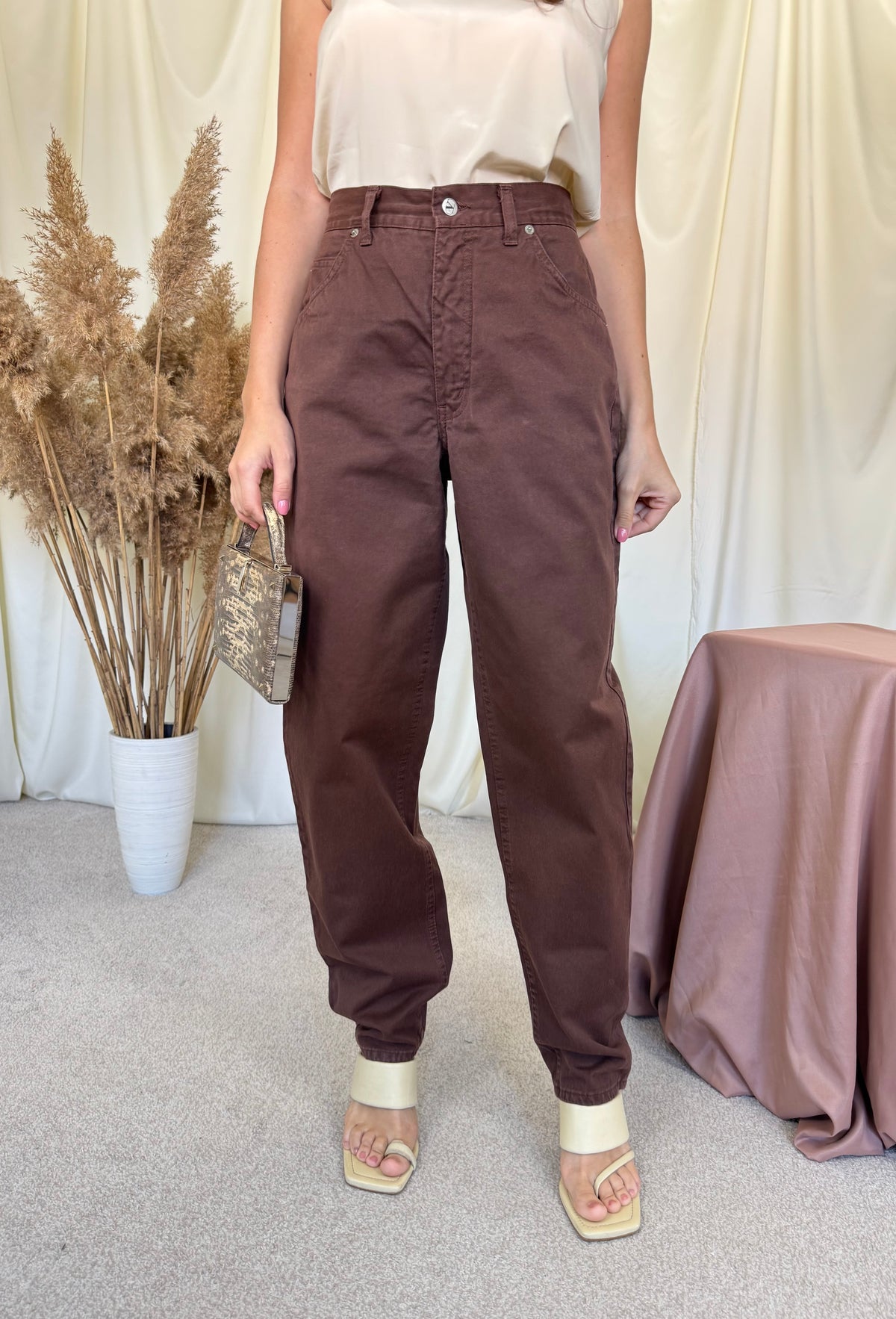 Blugi vintage luxury VALENTINO din denim de bumbac, talie super înaltă ( mărimea L)