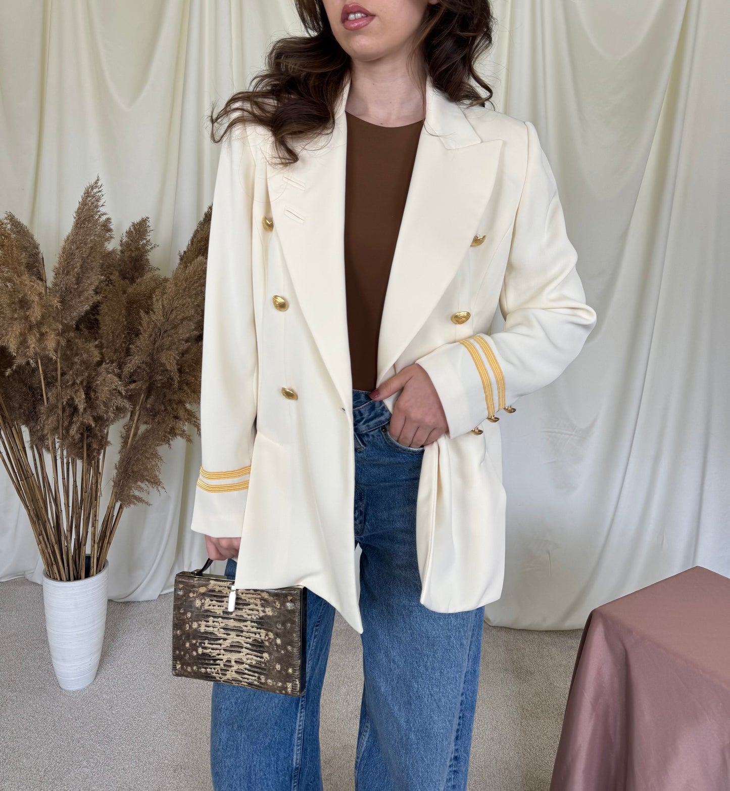 Sacou vintage cu nasturi metalicii aurii (mărimea M)