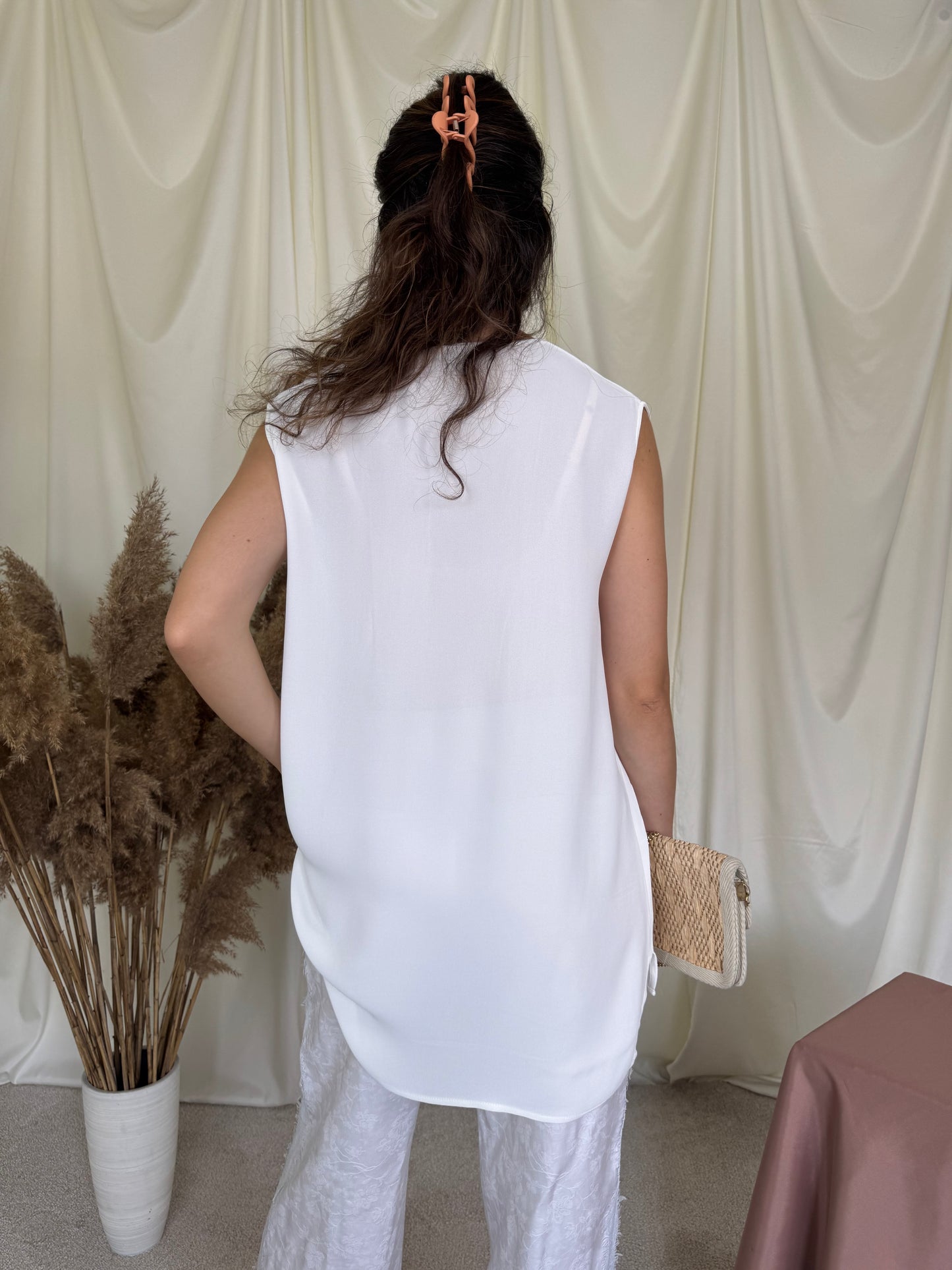 Cămașă tip maiou Elisabetta Franchi, model elegant ( mărimea M/L)