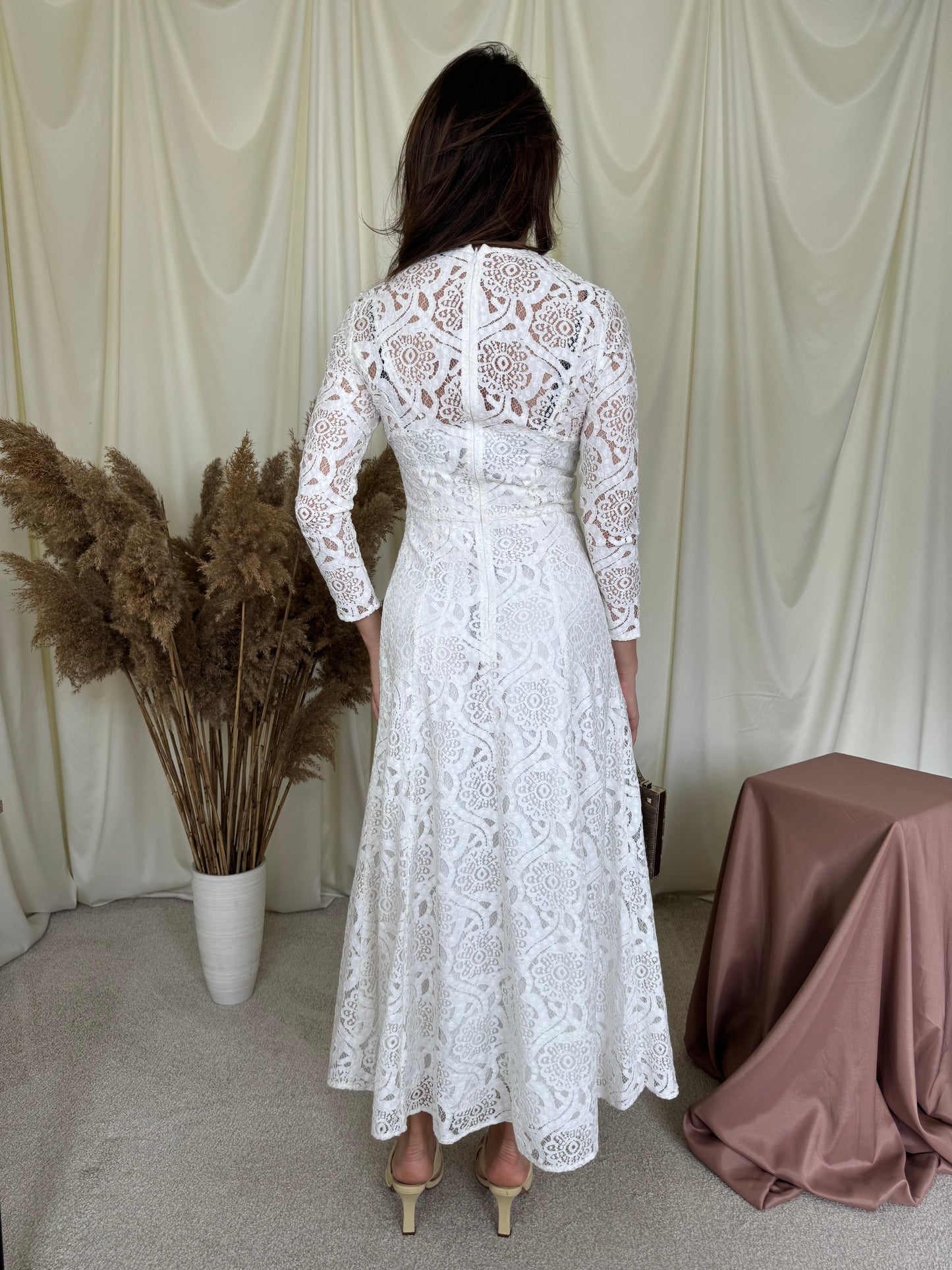 Rochie bridal IVY&OAK din dantelă + rochie furou( mărimea S)