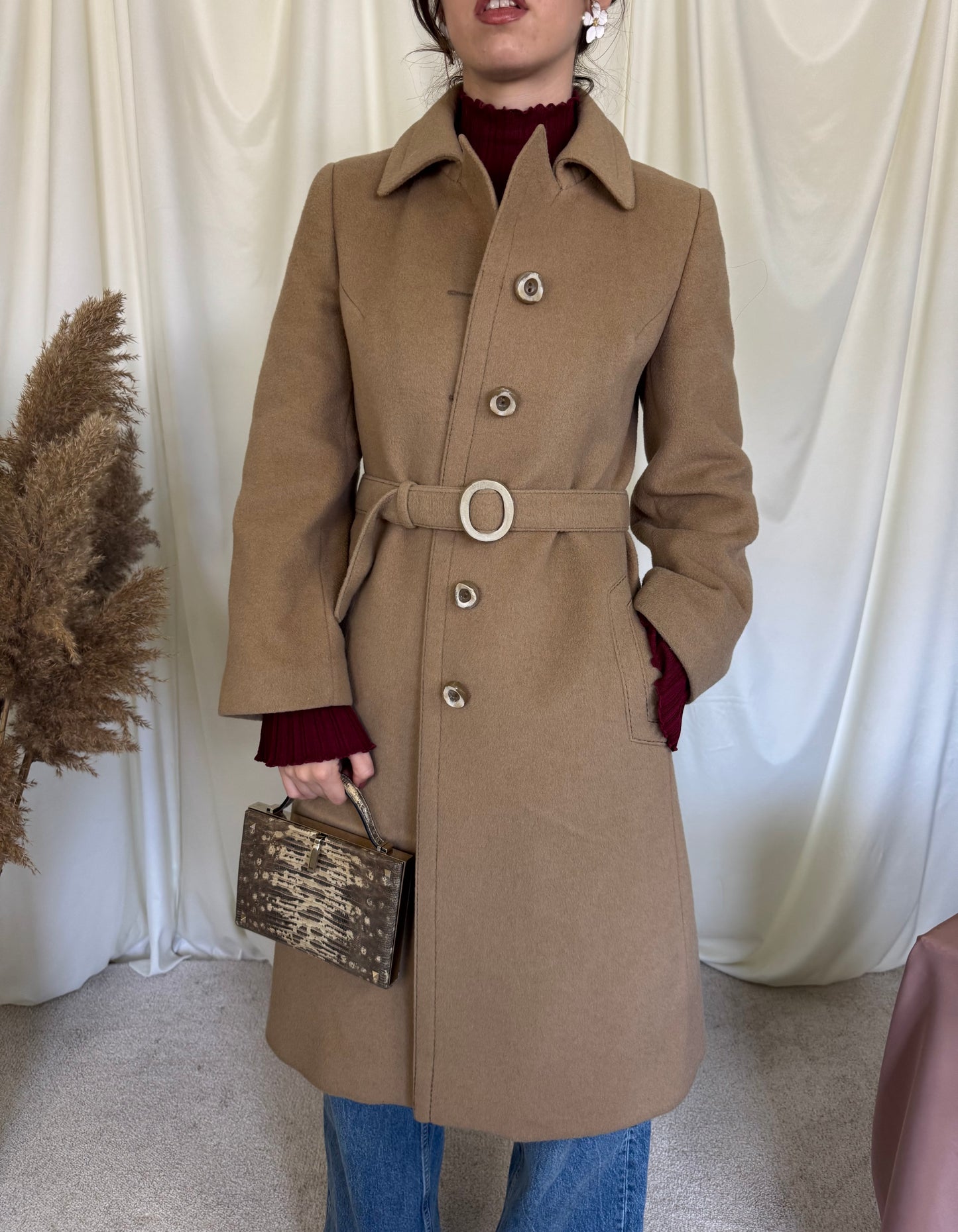 Palton vintage cambrat din lana și păr de camila( mărimea S)