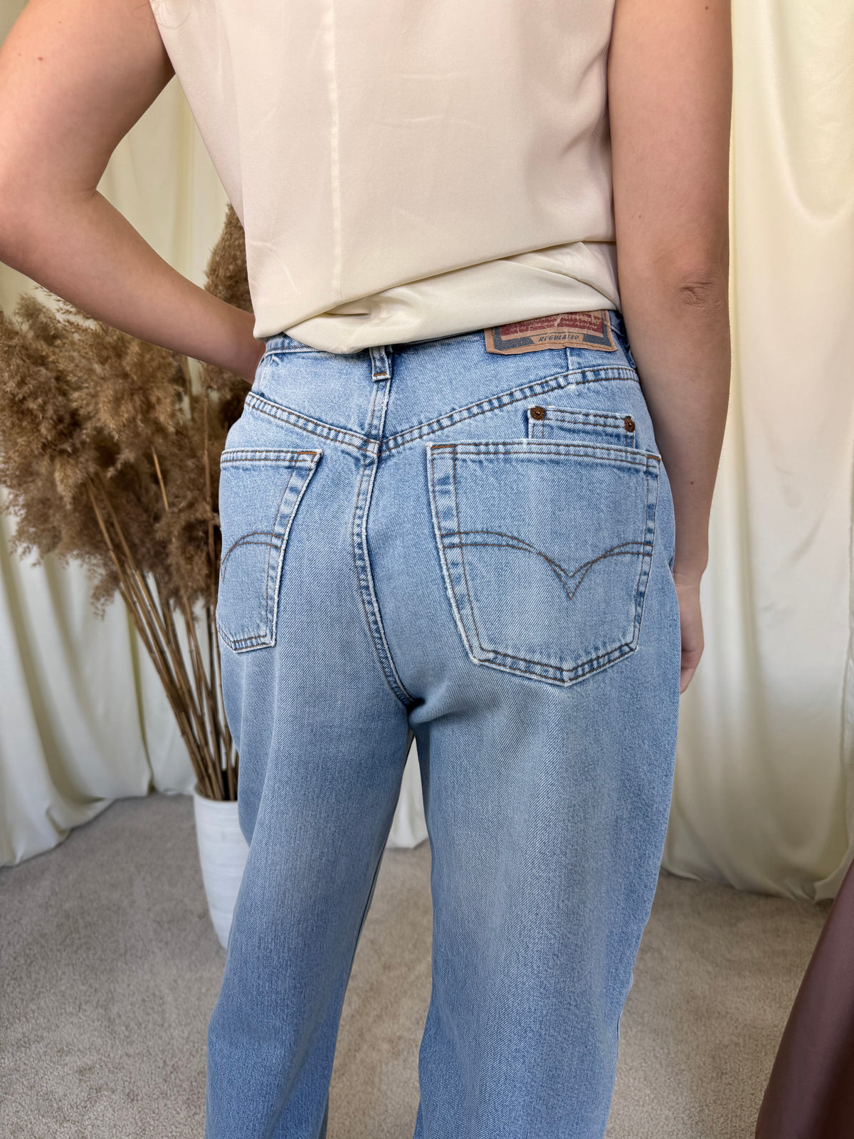 Blug vintage DIESEL cu talie super înaltă, denim de bumbac ( mărimea S-M) 72 cm talie