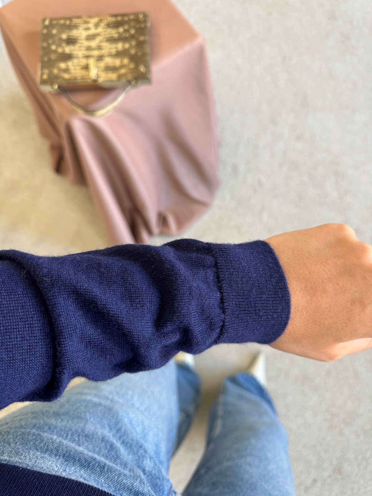 Bluza massimo din lână merino fină ( mărimea xs/s)