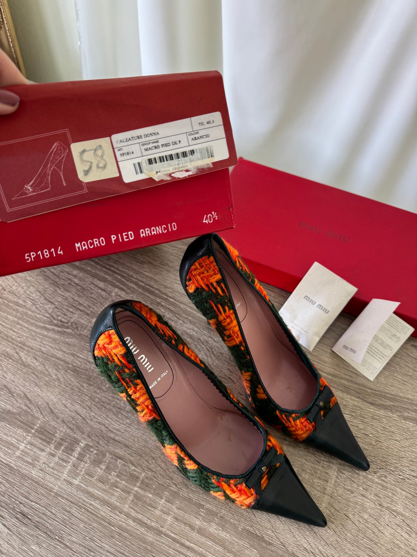 Pantofi MIU MIU din tweed de lână și piele naturală ( mărimea 40.5)
