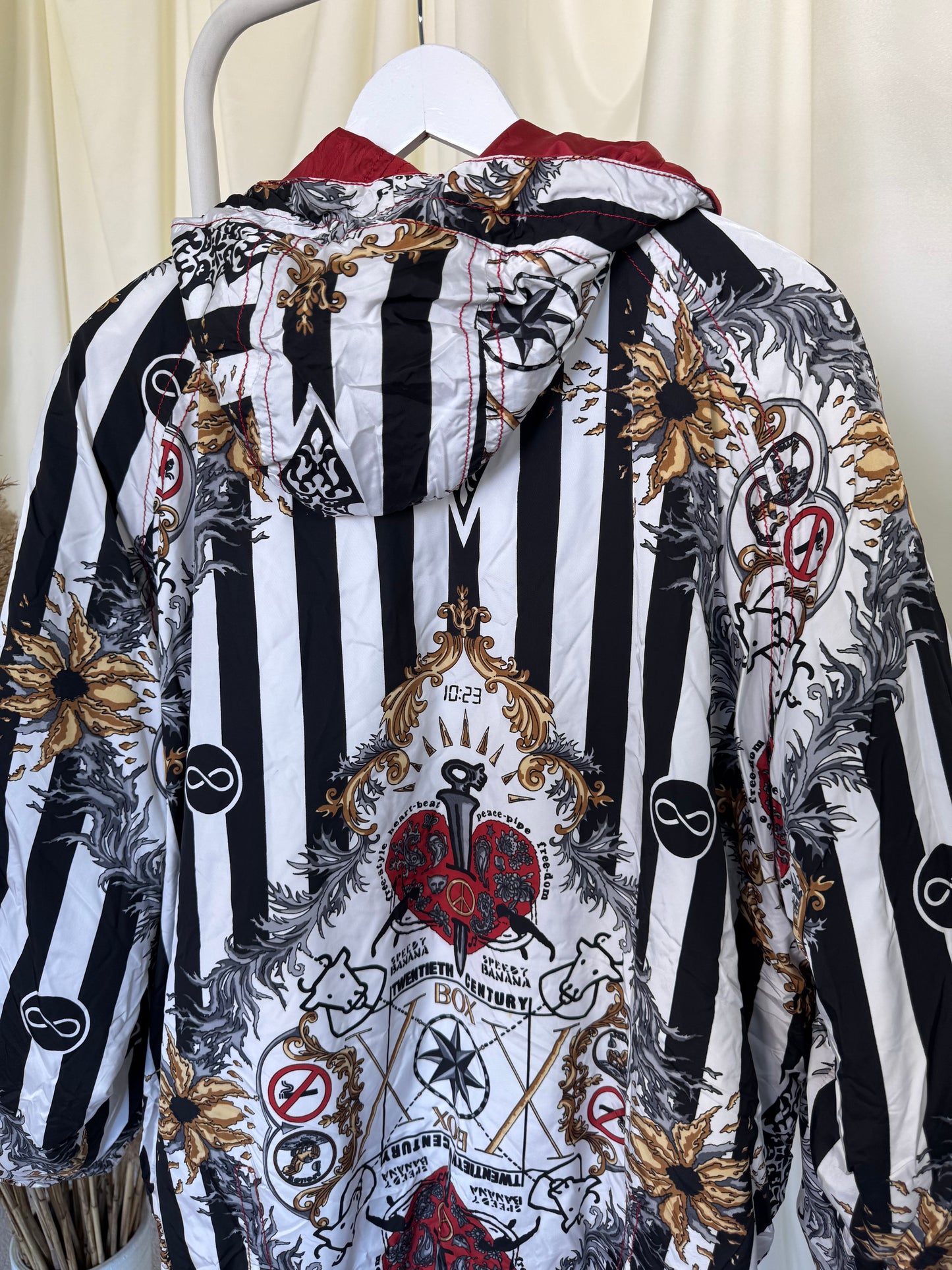 Geaca vintage print cool- reversibilă ( mărimea L)