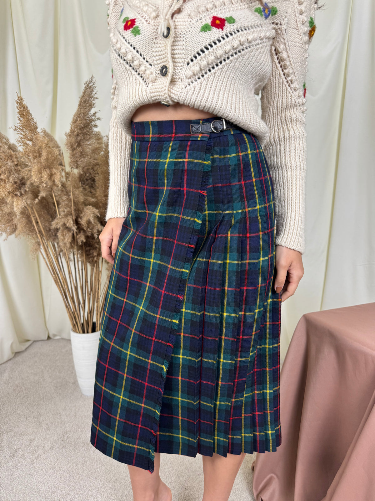 Fustă vintage din 100% lână premium cu print tartan, talie ajustabilă ( mărimea S-M )