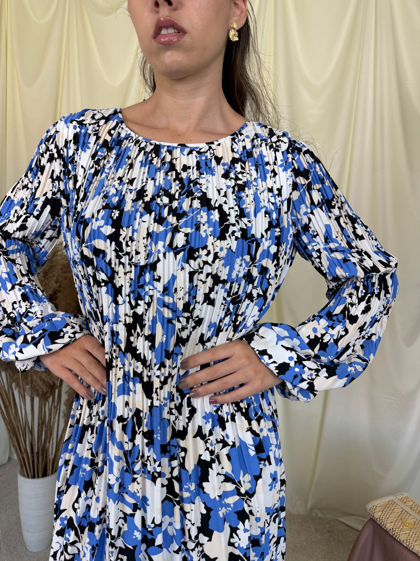 Rochie Hugo Boss cu print floral și mâneci ample (mărimea S/M)