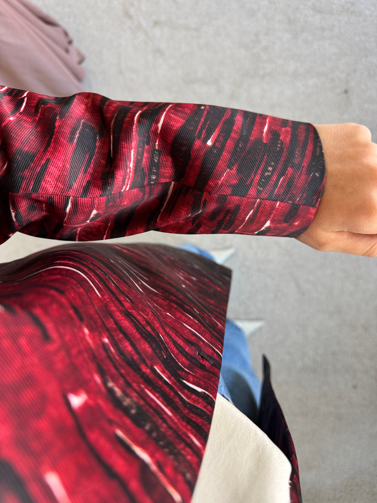 Pardesiu premium PAULE KA cu print superb in degrade, buzunare laterale ( mărimea S)