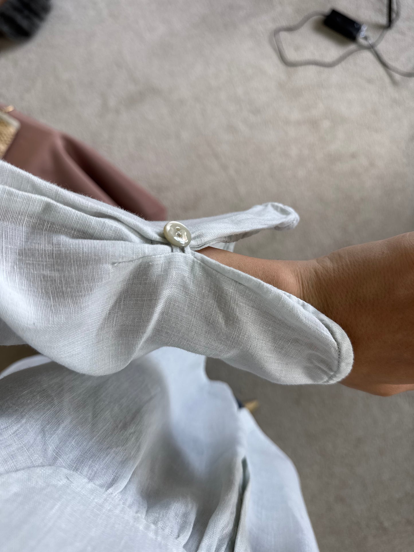 Cămașă ARMANI din 100% in, impecabilă 
(Mărimea M/L)