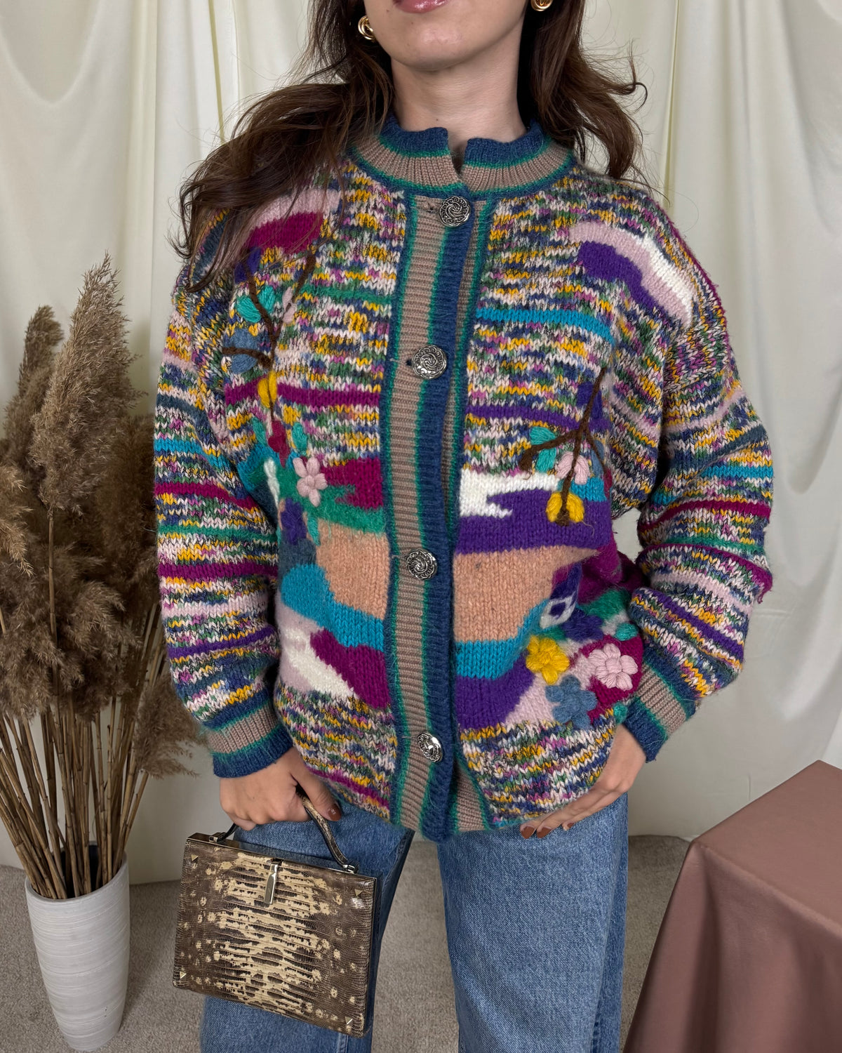 Jerse vintage supradimensionat cu print vesel, lucrat manual, 50% lână ( mărimea M-XL)