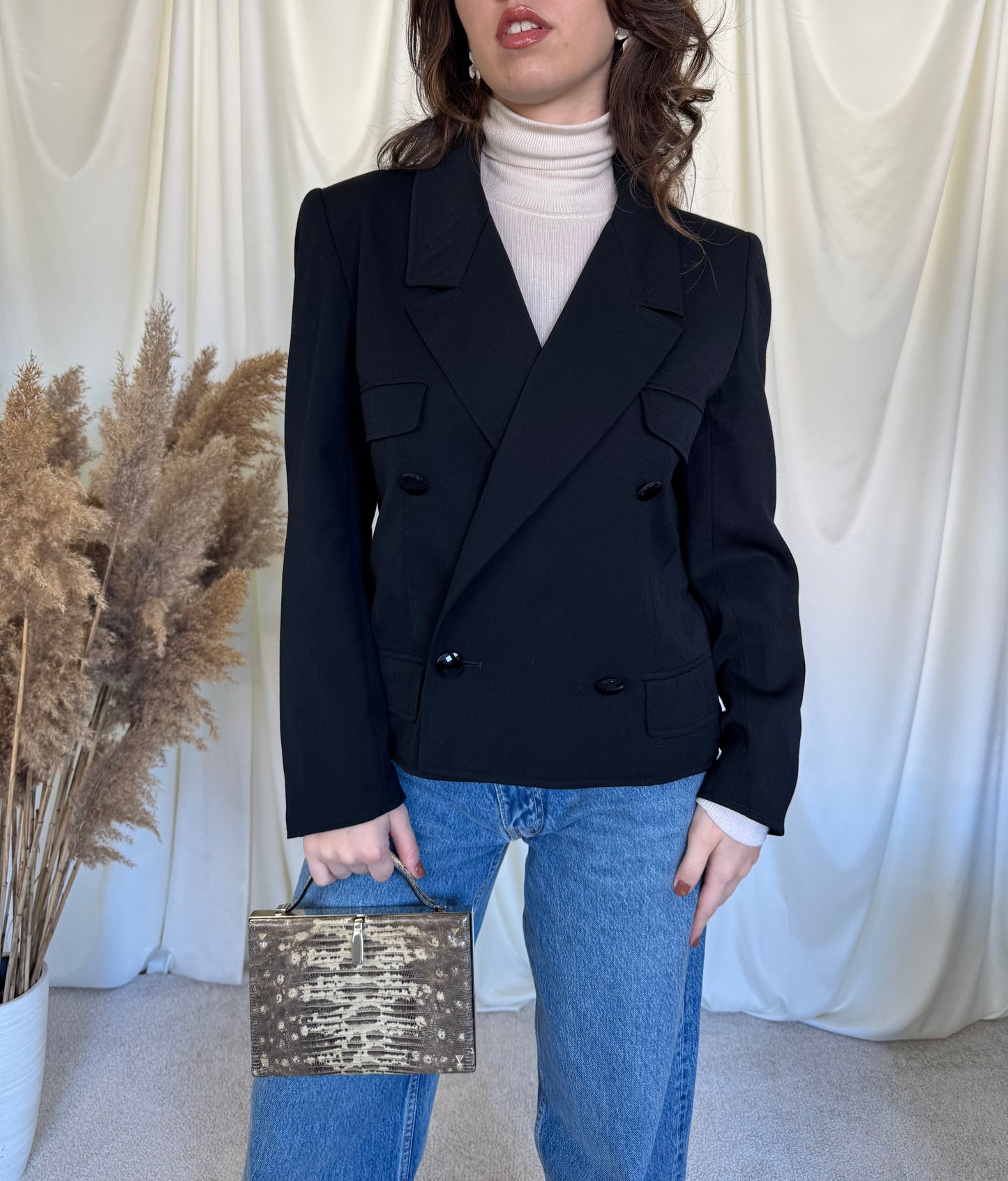 BACK IN STOCK. Sacou-jacheta VALENTINO mărimea M. Stofă din lână