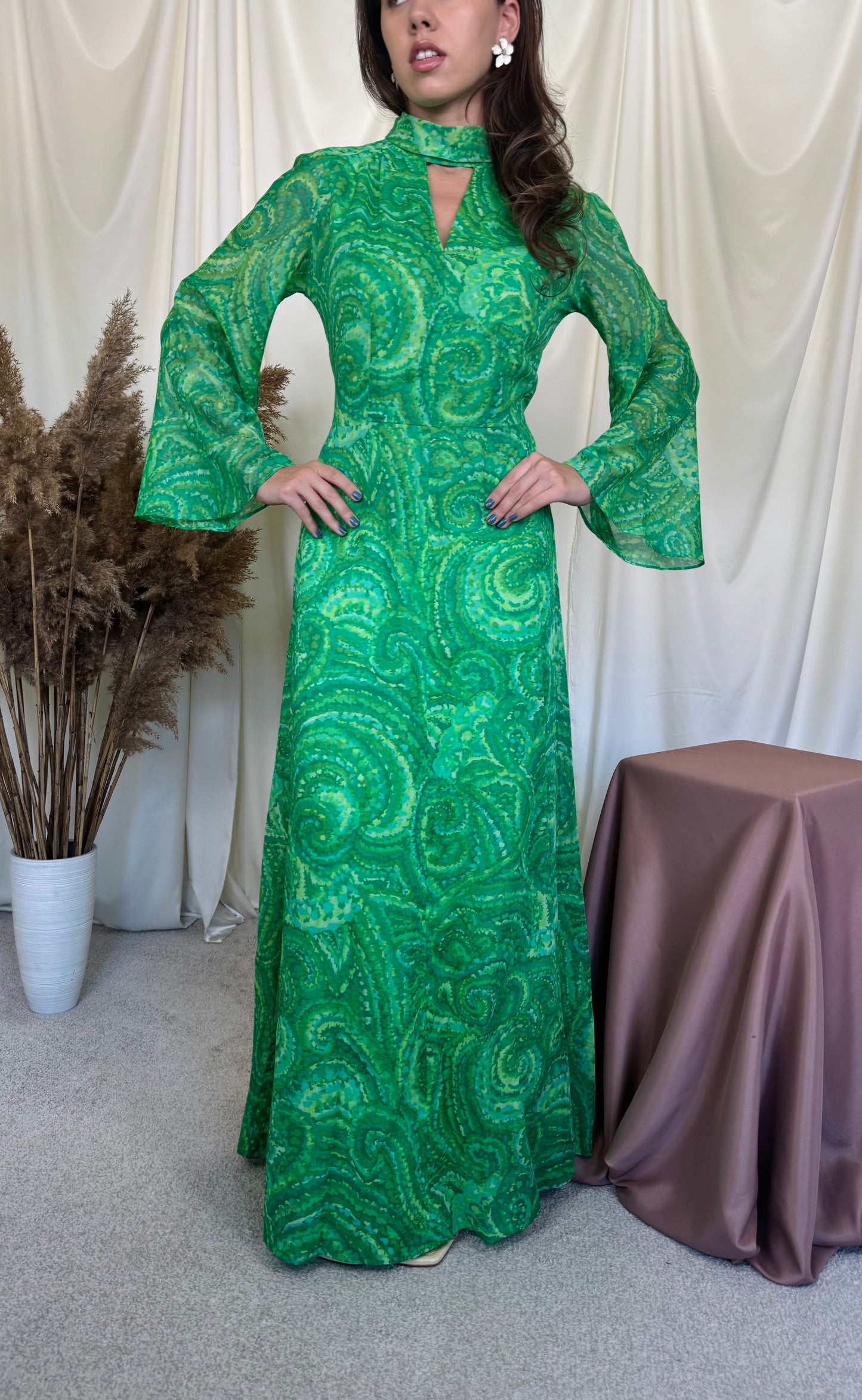 Rochie vintage spectaculoasă din 100% bumbac cu mâneci ample, lungime maxi ( mărimea 40/M-L)