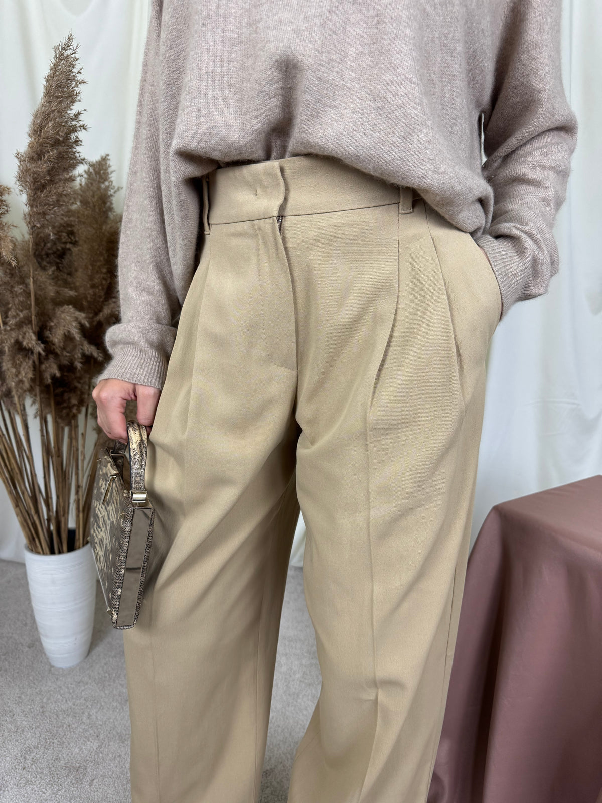 Pantalon nou luxury Max mara cu talie super înaltă din vascoza și bumbac ( mărimea S-S/M)