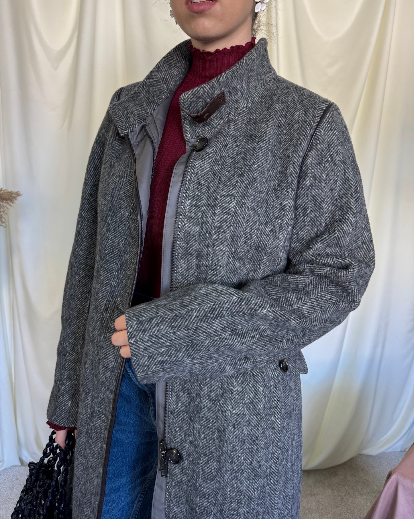 Palton superb din 100% lână fină
Mărimea L