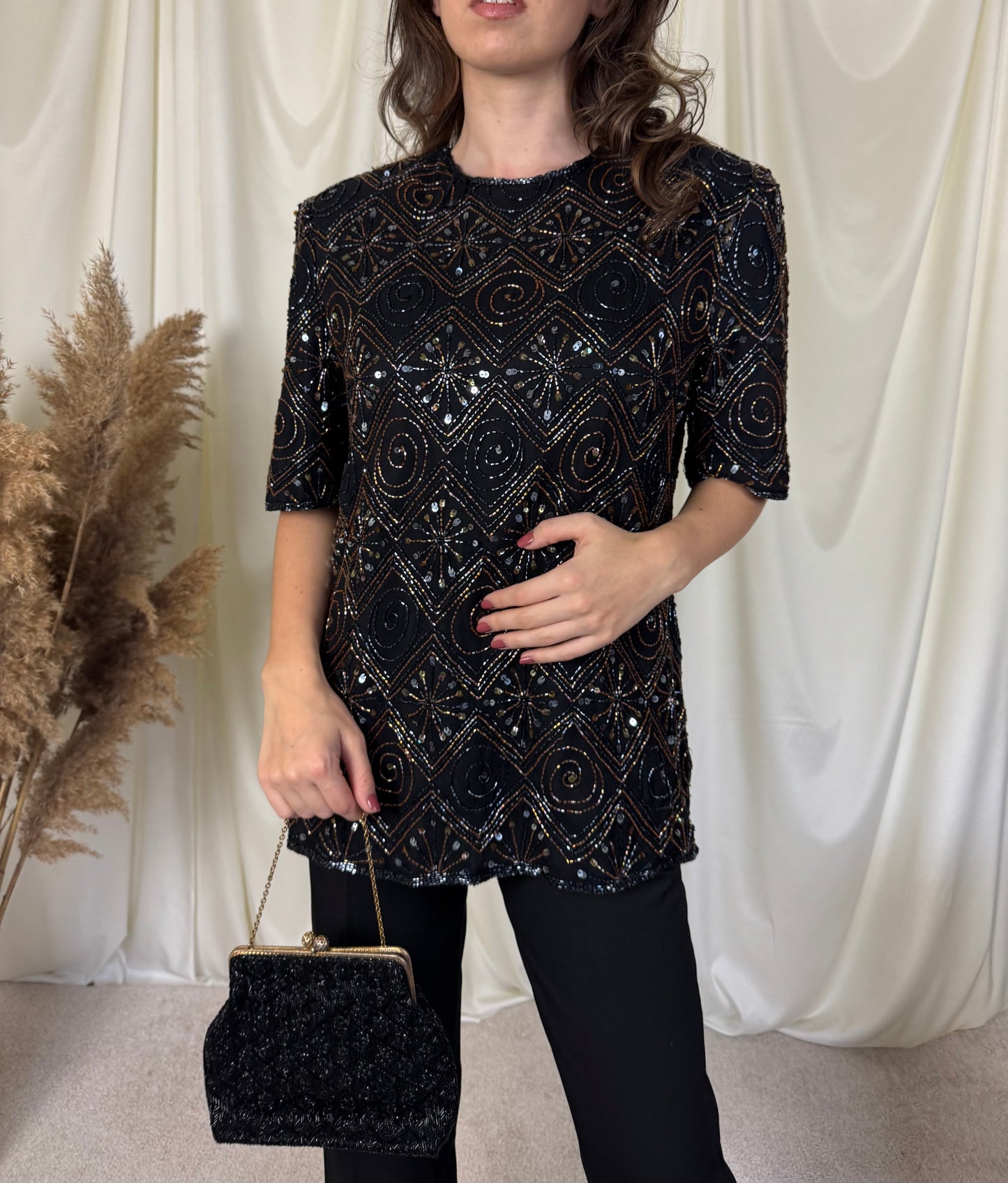 Piesă vintage din mătase naturală cu mii de mărgele( M/L)