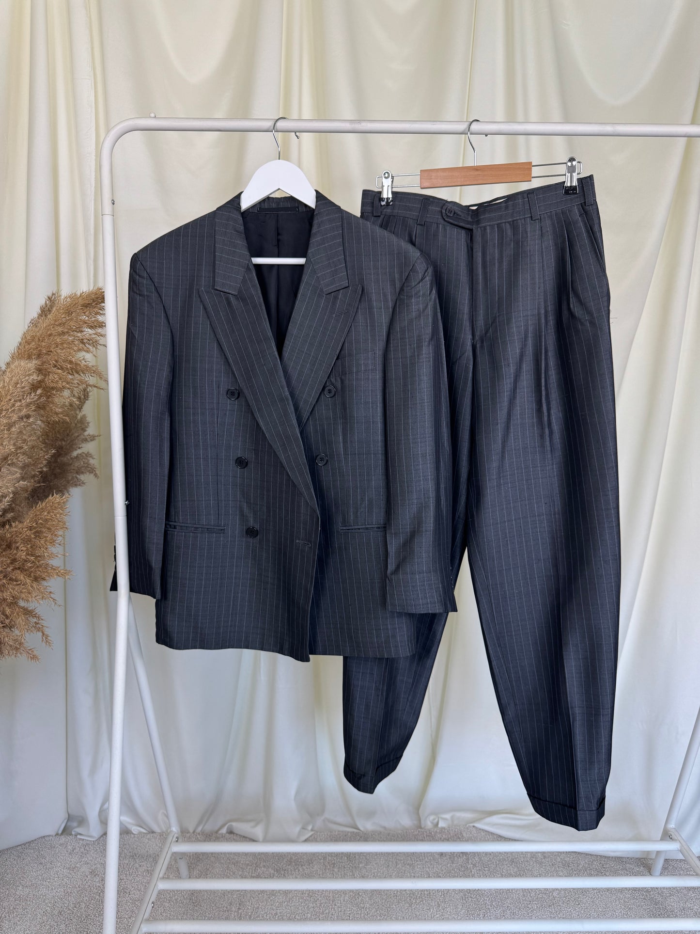 Costum vintage elegant din stofă de vară: vascoza, acetat și mătase naturală, pantalon cu talie înaltă  (Mărimea M)
