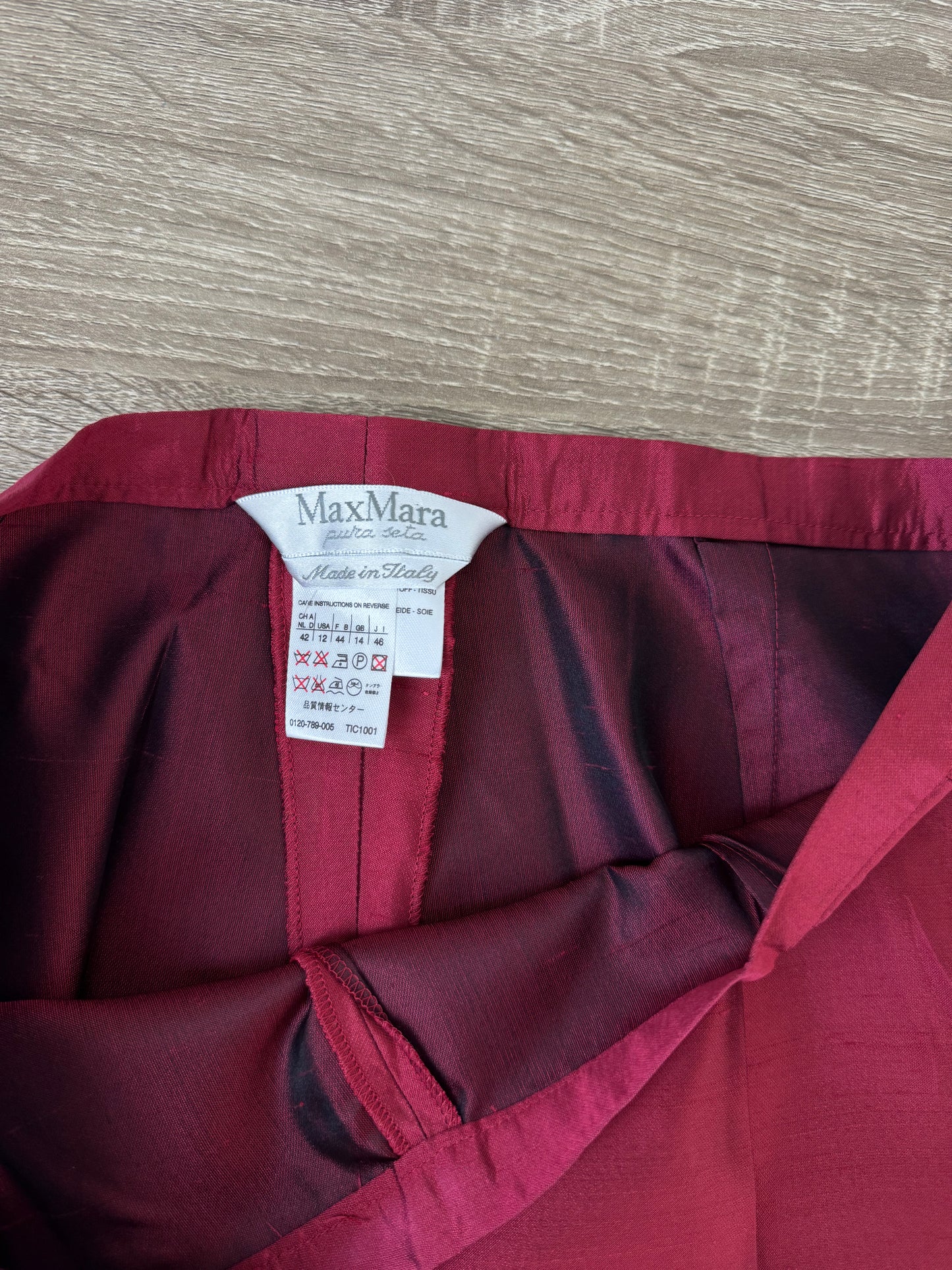 Pantaloni Max Mara din 100% mătase naturală cu talie înaltă ( mărimea M/L)