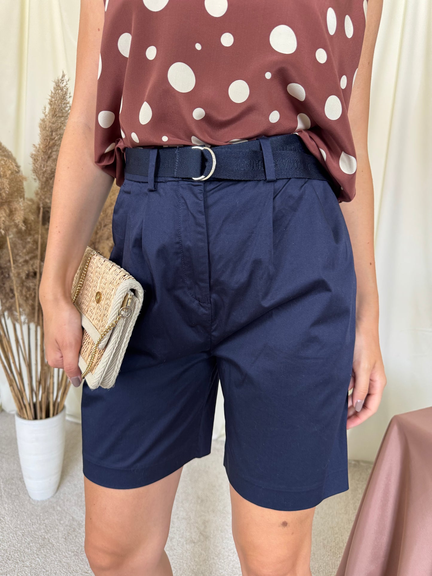 Pantaloni Tommy cu talie super înaltă+ cordon inscripționat ( mărimea xs)