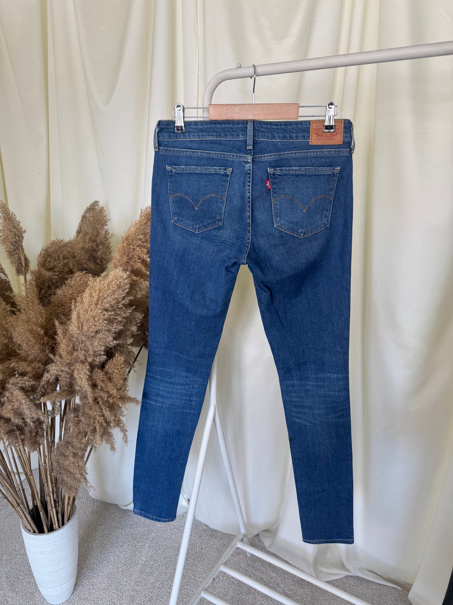 Blug LEVI’s model 711 Skinny ( mărimea 28)